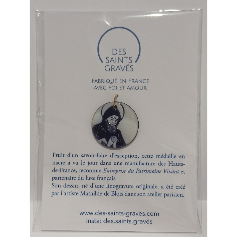 Médaille de Saint Charbel avec anneau doré, Des Saints gravés