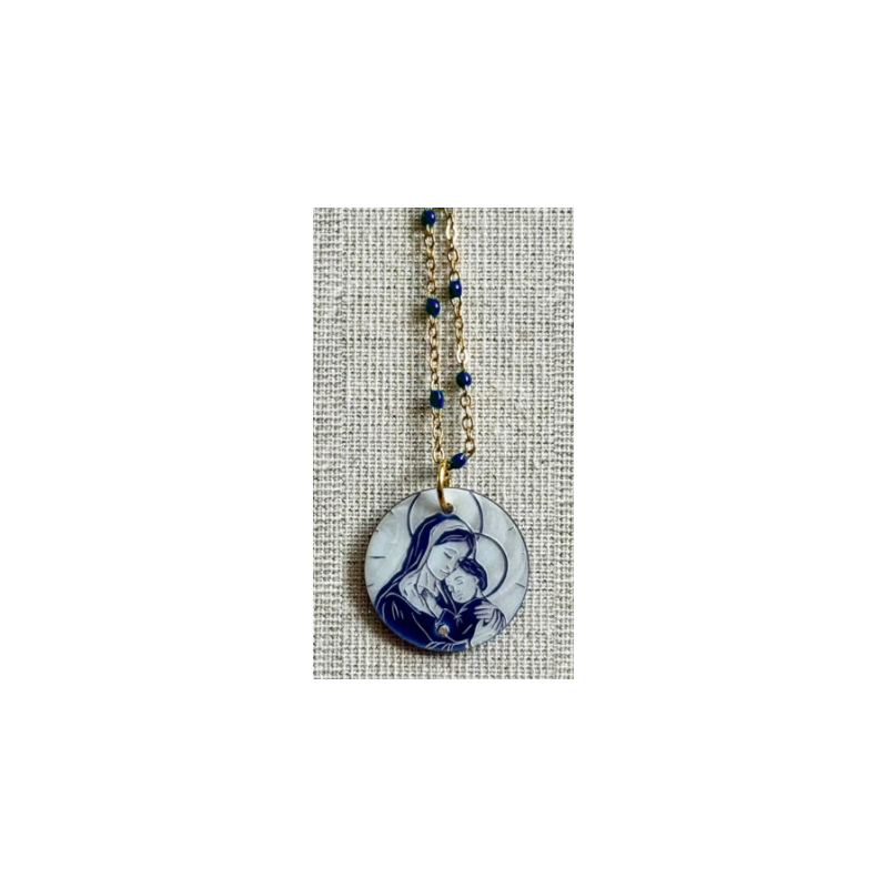 Collier Vierge de Tendresse,  Des Saint Gravés